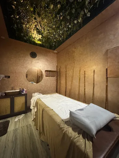 Universal Russian Luxury Spa
